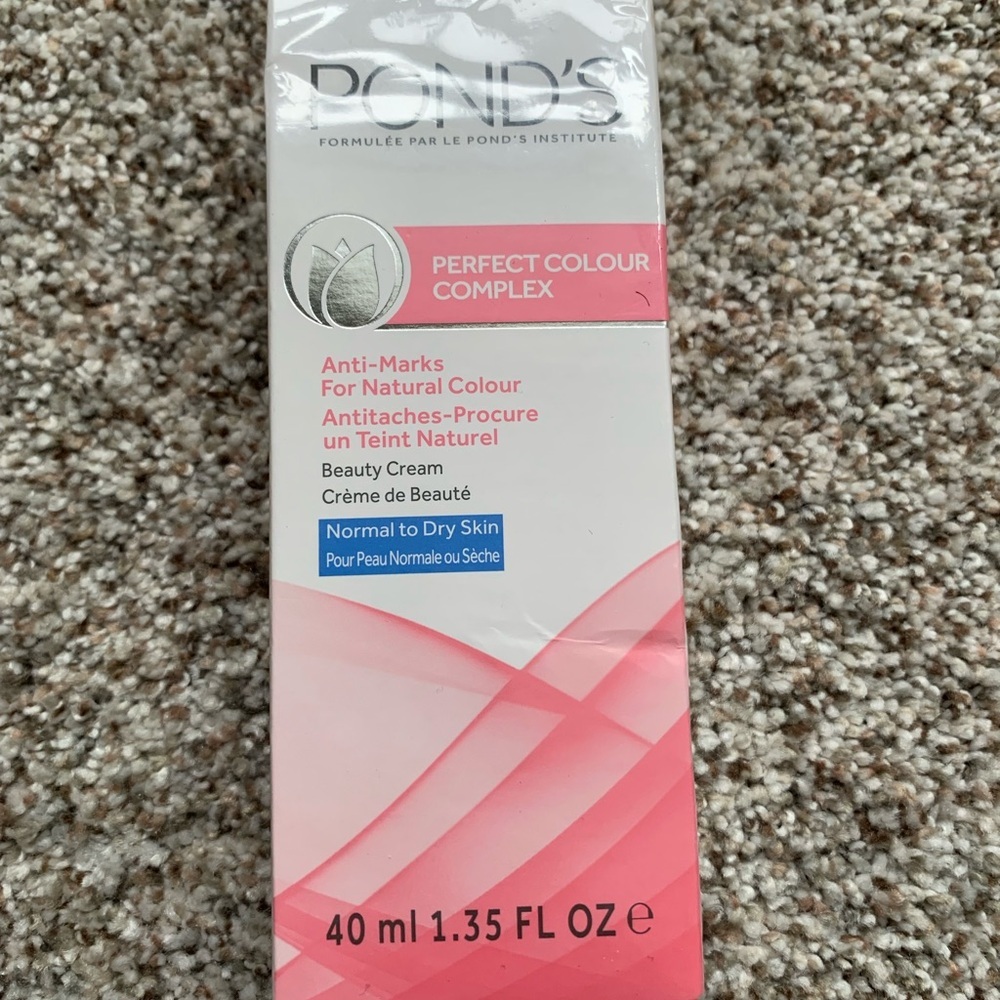 Pond's Perfect Colour Complex Beauty Cream - Picture 3 of 4